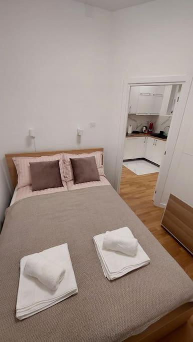 Apartment Green Lux Belgrado Exterior foto